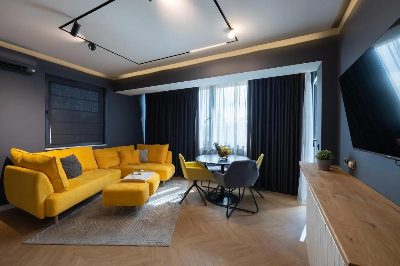 Topaz Beachfront Apartment Varna